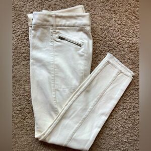 LOFT NWT cream pants w/zipper pockets and unfinished hem chic for season